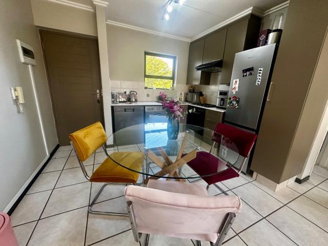1 Bedroom Apartment / Flat To Rent in Paulshof