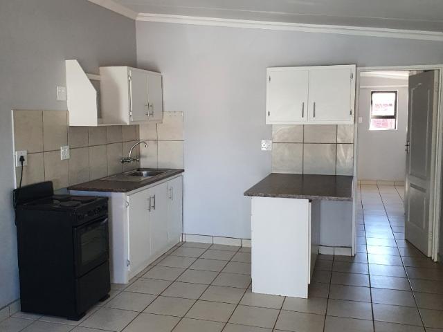 1 Bedroom Apartment / Flat To Rent in Postmasburg