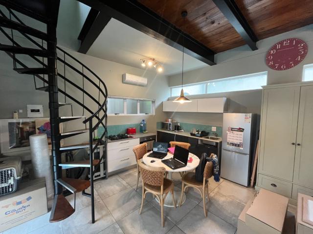 1 Bedroom Apartment / Flat To Rent in Rhodesdene