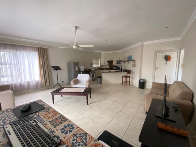 1 Bedroom Apartment / Flat To Rent in Royal Alfred Marina