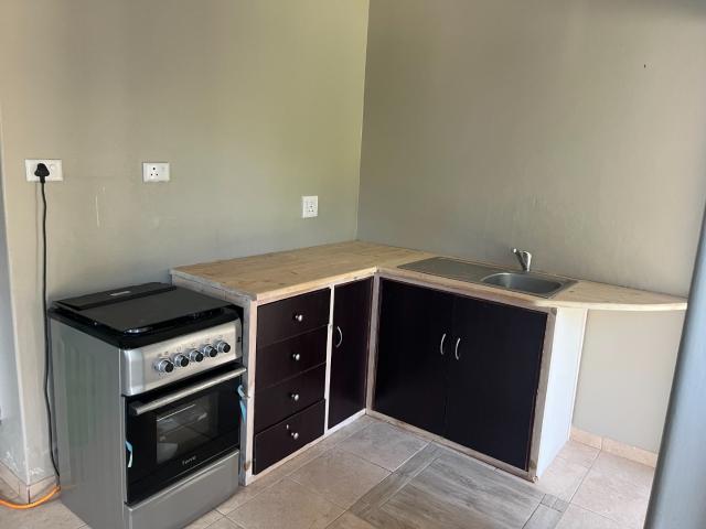 1 Bedroom Apartment / Flat To Rent in Scottburgh South