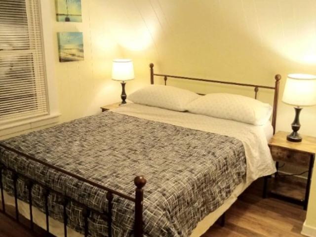 1 Bedroom Apartment for Rent at Ottawa St & Granville St, Summerside, PE C1N 2Z9