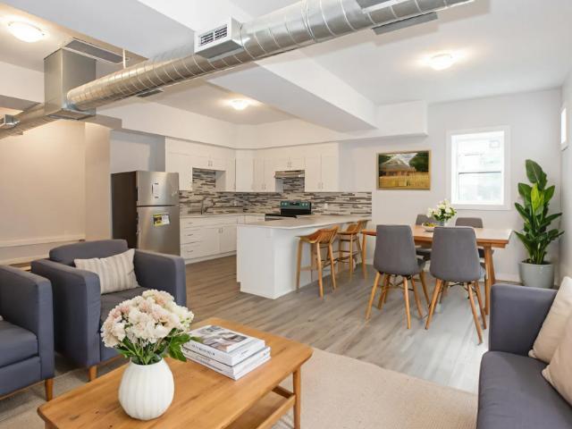 1 Bedroom Apartment for Rent at 140 Caroline St S, Hamilton, ON L8P 3K8 Durand