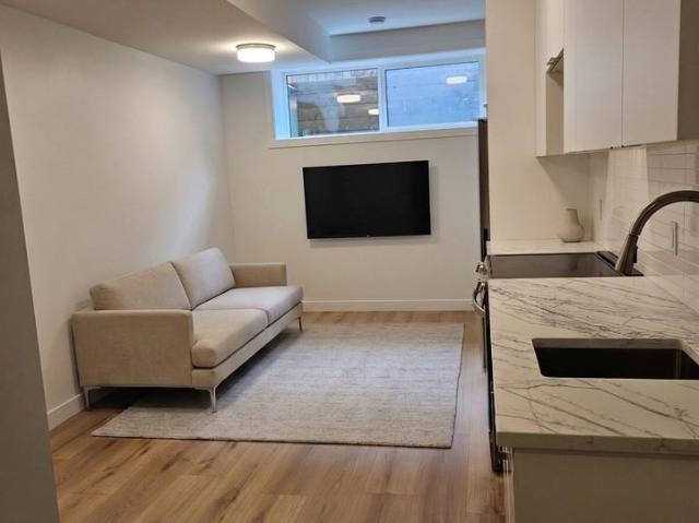1 Bedroom Apartment for Rent at 1433 29 St Sw, Calgary, AB T3C 1M3 Shaganappi
