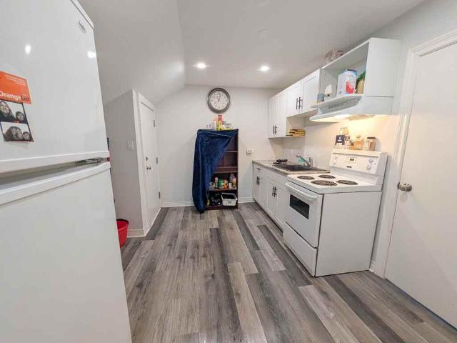 1 Bedroom Apartment for Rent at 191 Burgar St, Welland, ON L3B 2T3