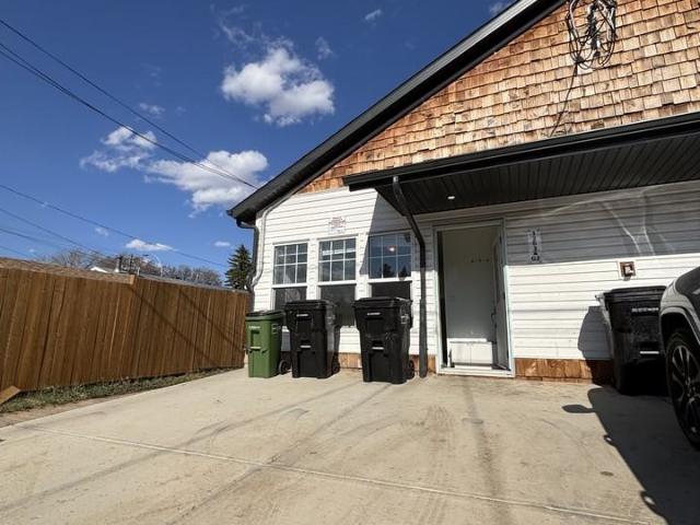 1 Bedroom Apartment for Rent at 12034 41 St Nw, Edmonton, AB T5W 2M4 Beacon Heights