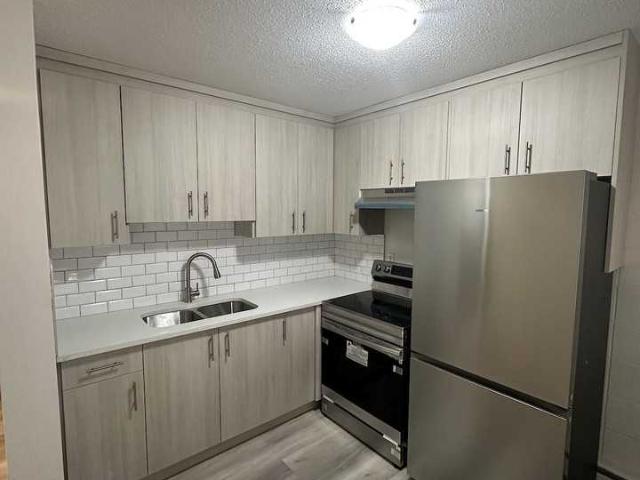 1 Bedroom Apartment for Rent at 1335 1335 Kensington Close Northwest, Calgary, AB T2N 3J6 Hillurst