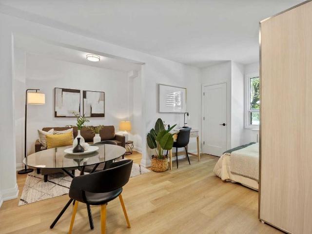 1 Bedroom Apartment for Rent at 134 Carlton St, Toronto, ON M5A 2K1 Garden District