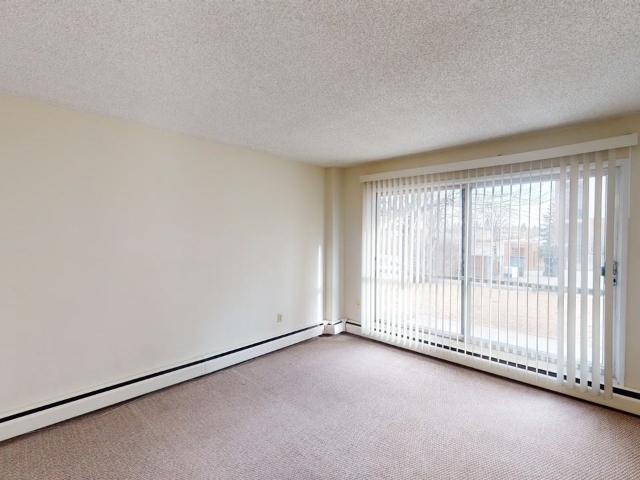1 Bedroom Apartment for Rent at 2420 2420 1 Street Northwest, Calgary, AB T2M 2T9 Tuxedo Park