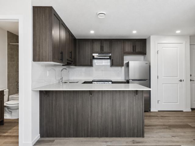 1 Bedroom Apartment for Rent at 25B Yorkstone Row Sw, Calgary, AB T2X 5H4