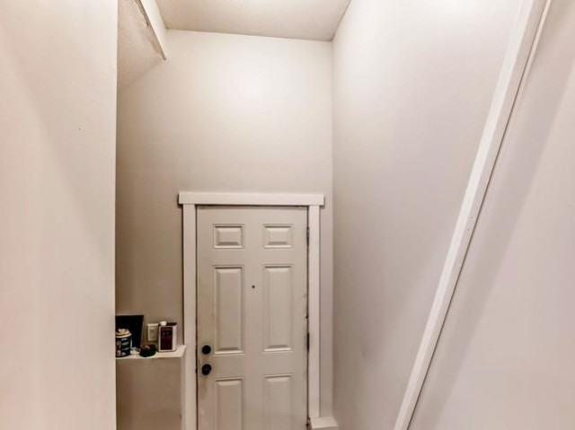 1 Bedroom Apartment for Rent at 404 Lucas Blvd Nw, Calgary, AB T3P 1S7