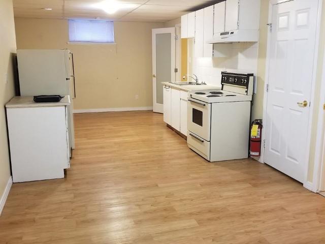 1 Bedroom Apartment for Rent at 7903 164 St Nw, Edmonton, AB T5R 2P5 Elmwood