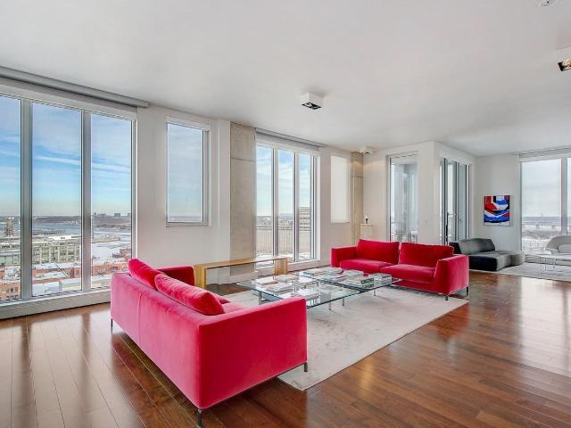 1 Bedroom Apartment for Rent at 888 Rue Wellington, Montréal, QC H3C 0N1 Vieux Montréal
