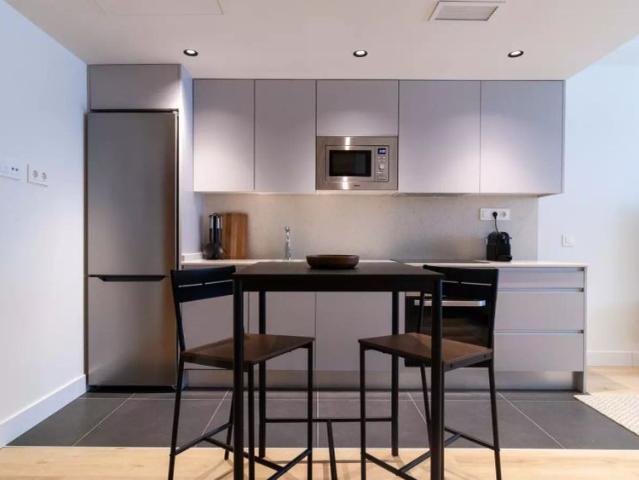 1 bedroom apartment for rent in Nueva España, Madrid
