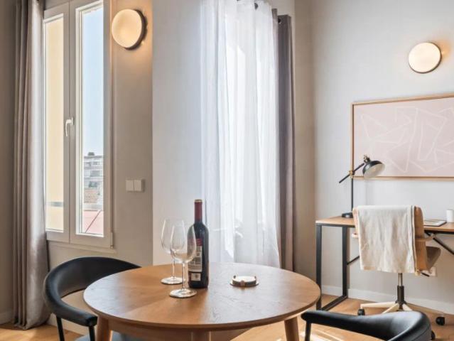 1 bedroom apartment for rent in Almagro, all bills included
