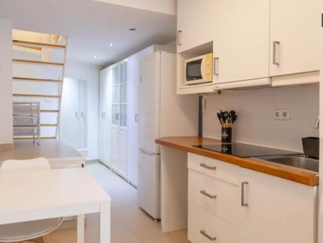 1 bedroom apartment for rent in Berruguete, suitable for professionals and students