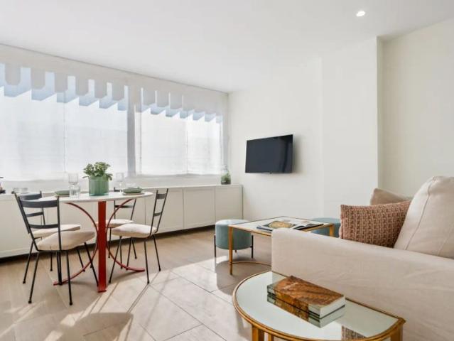 1 bedroom apartment for rent in Castellana, bills included