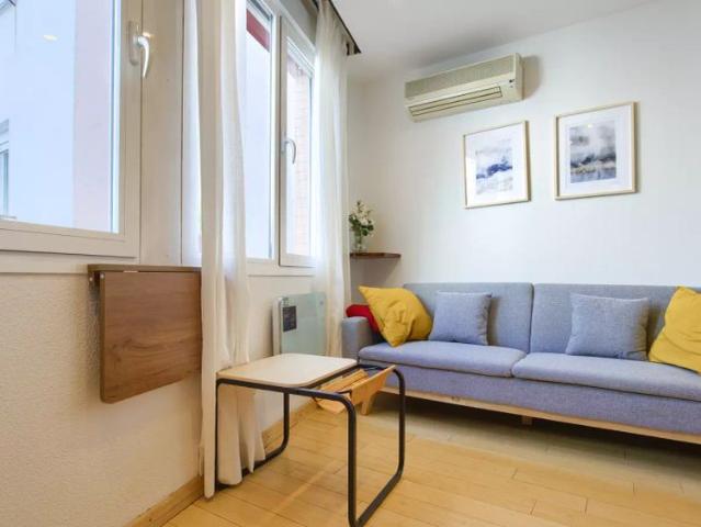 1 bedroom apartment for rent in Ciudad Jardín, Madrid