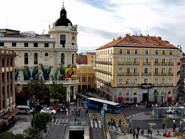 1 bedroom apartment for rent in Cortes, Madrid
