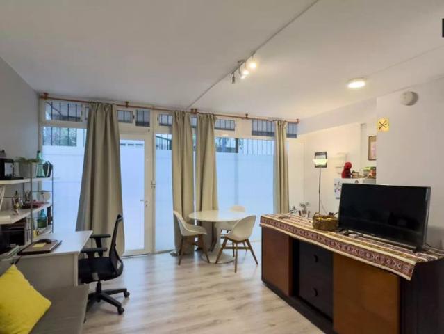 1 bedroom apartment for rent in el Camp d'en Grassot i Gracia Nova, bills included