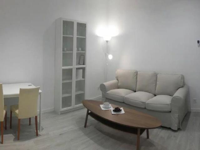 1 bedroom apartment for rent in Imperial, couples allowed