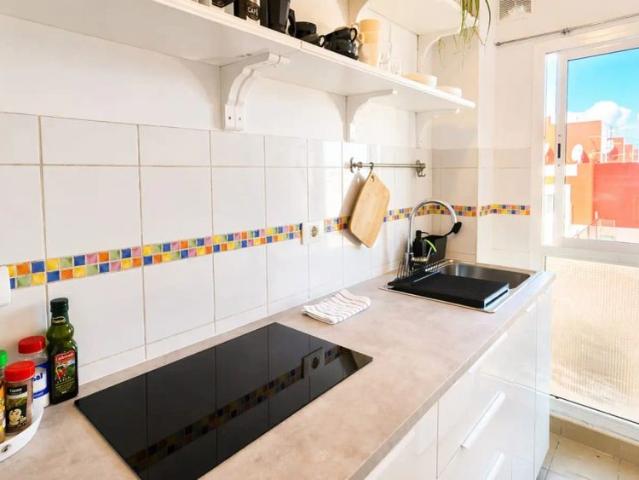 1 bedroom apartment for rent in La Isleta, all bills included
