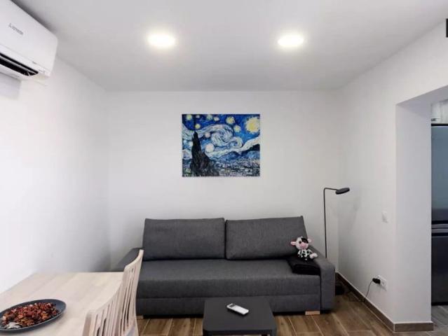 1 bedroom apartment for rent in Palacio, all bills included