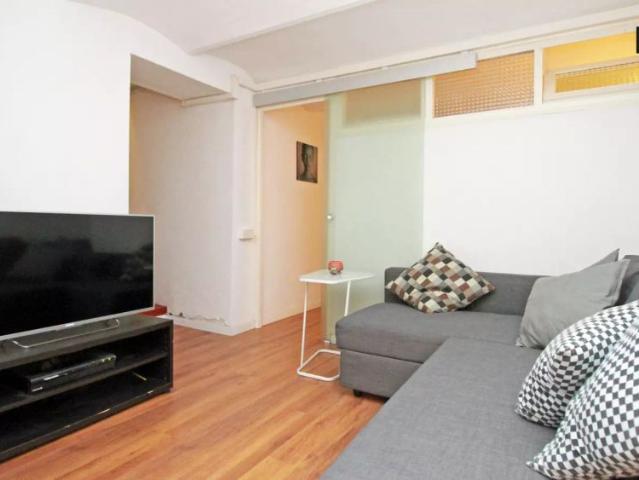 1 bedroom apartment for rent in Sant Gervasi Galvany, perfect for professionals and students