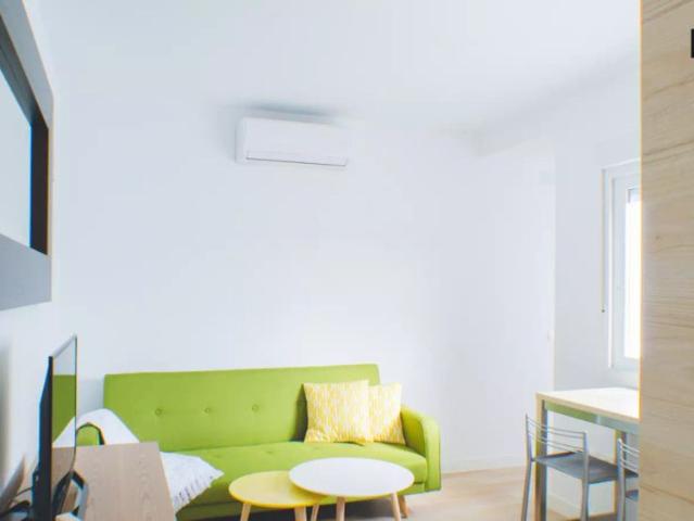 1 bedroom apartment for rent in Sol, bills included