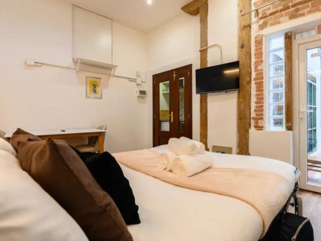 1 bedroom apartment for rent in Universidad, bills included