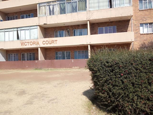 2 Bedroom Apartment For Sale in Boksburg Central