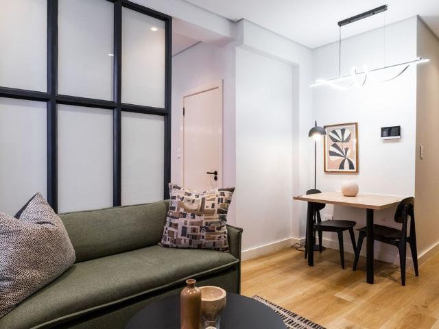 1 Bedroom Apartment For Sale in Cape Town City Centre