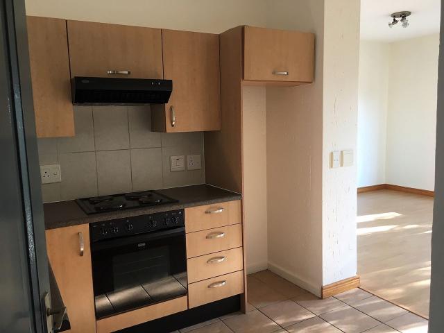 1 Bedroom Apartment For Sale in Ferndale