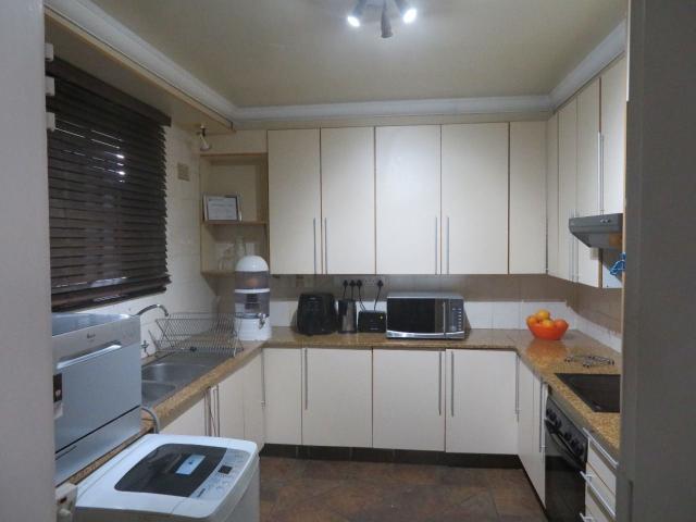 1 Bedroom Apartment For Sale in Ferndale