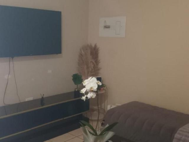 1 Bedroom apartment for sale in Honeydew, Roodepoort