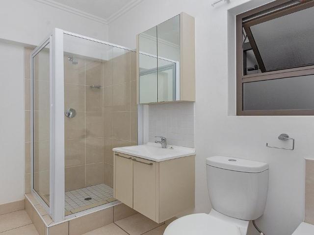 1 Bedroom apartment for sale in Lonehill, Sandton