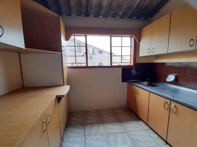 1 Bedroom apartment for sale in Longcroft, Phoenix