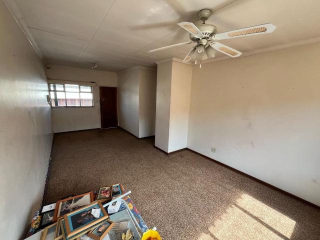 1 Bedroom apartment for sale in Pretoria North