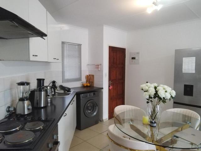1 Bedroom apartment for sale in Radiokop, Roodepoort