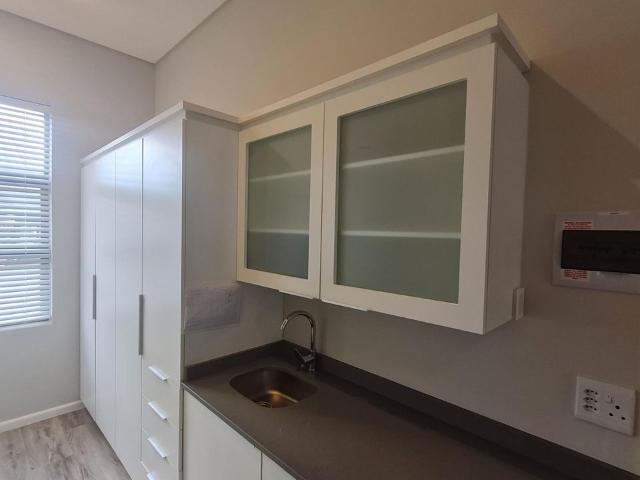 1 Bedroom apartment for sale in Robertson