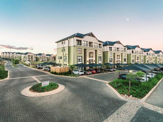 1 Bedroom Apartment For Sale in Waterfall