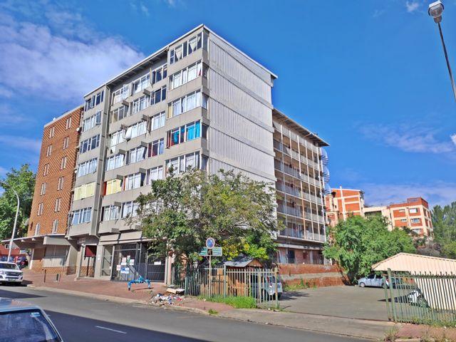 1 Bedroom Apartment For Sale in Westdene