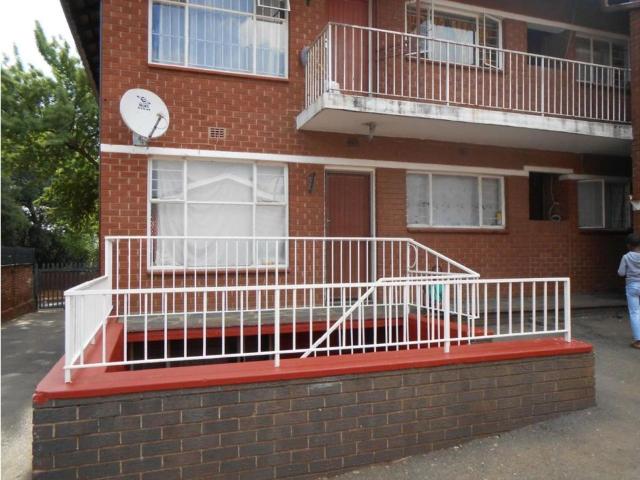 1 Bedroom apartment for sale in Windsor East, Randburg