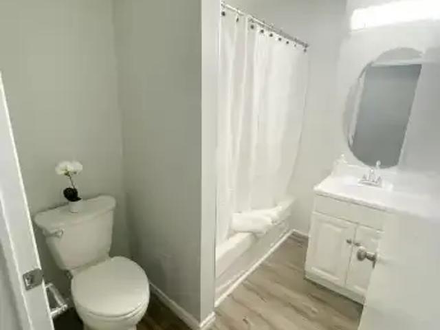 1 Bedroom Apartment Guelph ON 105308605