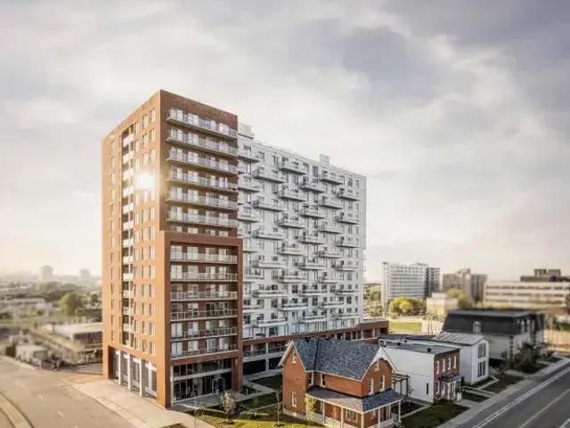 1 Bedroom Apartment Gatineau QC 103118977