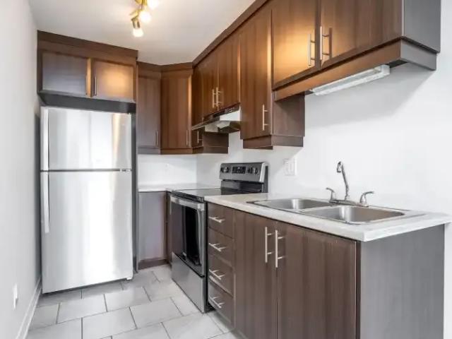 1 Bedroom Apartment Gatineau QC 104752769