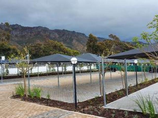 1 bedroom apartment @ greenbay eco e.