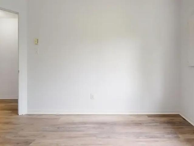 1 Bedroom Apartment Hull QC 91484121