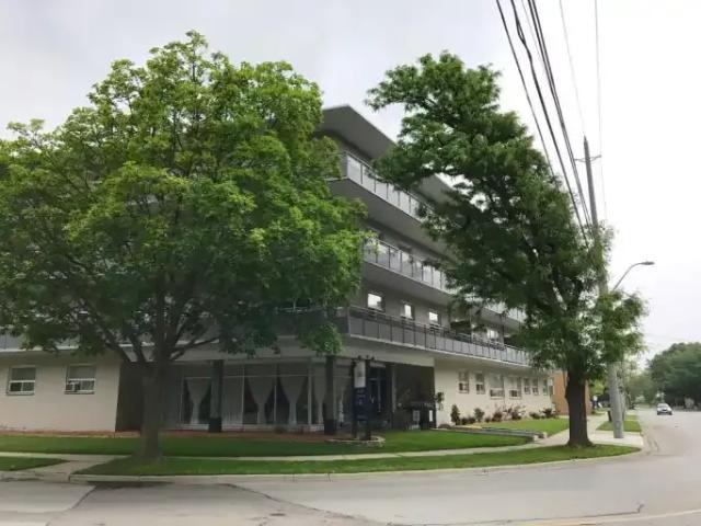1 Bedroom Apartment Hamilton ON LS100976470