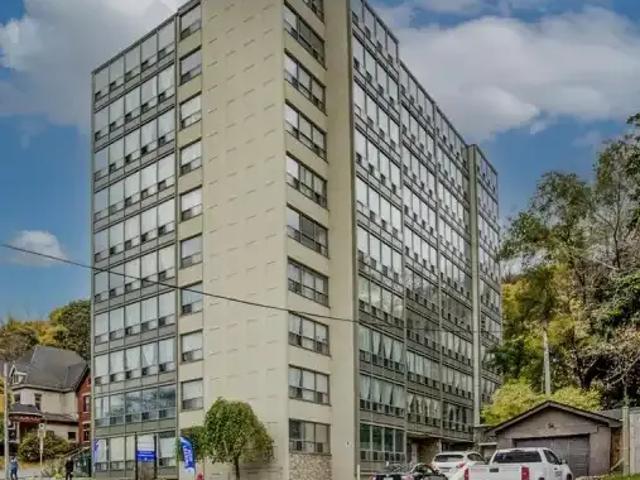 1 Bedroom Apartment Hamilton ON 102113771